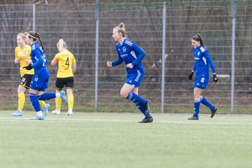 Bild 108 - F SSC Hagen Ahrensburg - SV Frisia Risum-Lindholm : Ergebnis: 1:2